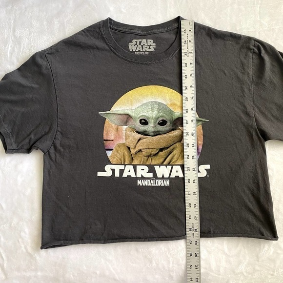 Stars Wars Mandalorian | Baby Yoda/ Baby Grogu Crop Top Shirt | Size: Medium - Picture 5 of 5